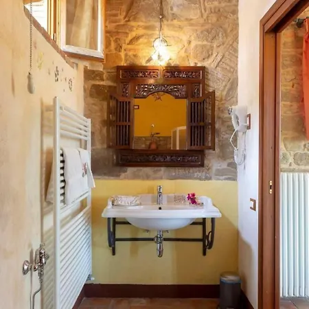 Apartamento Wunderschoene In Mit Gemeinschaftlichem Pool- Gar By Interhome *