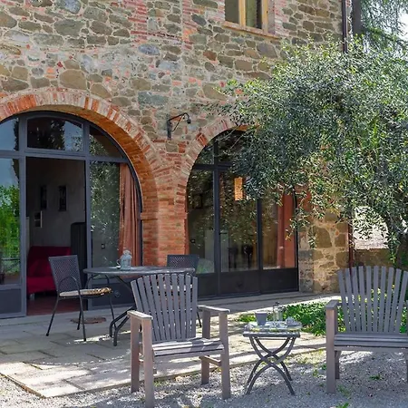 Apartman Wunderschoene In Mit Gemeinschaftlichem Pool- Gar By Interhome
